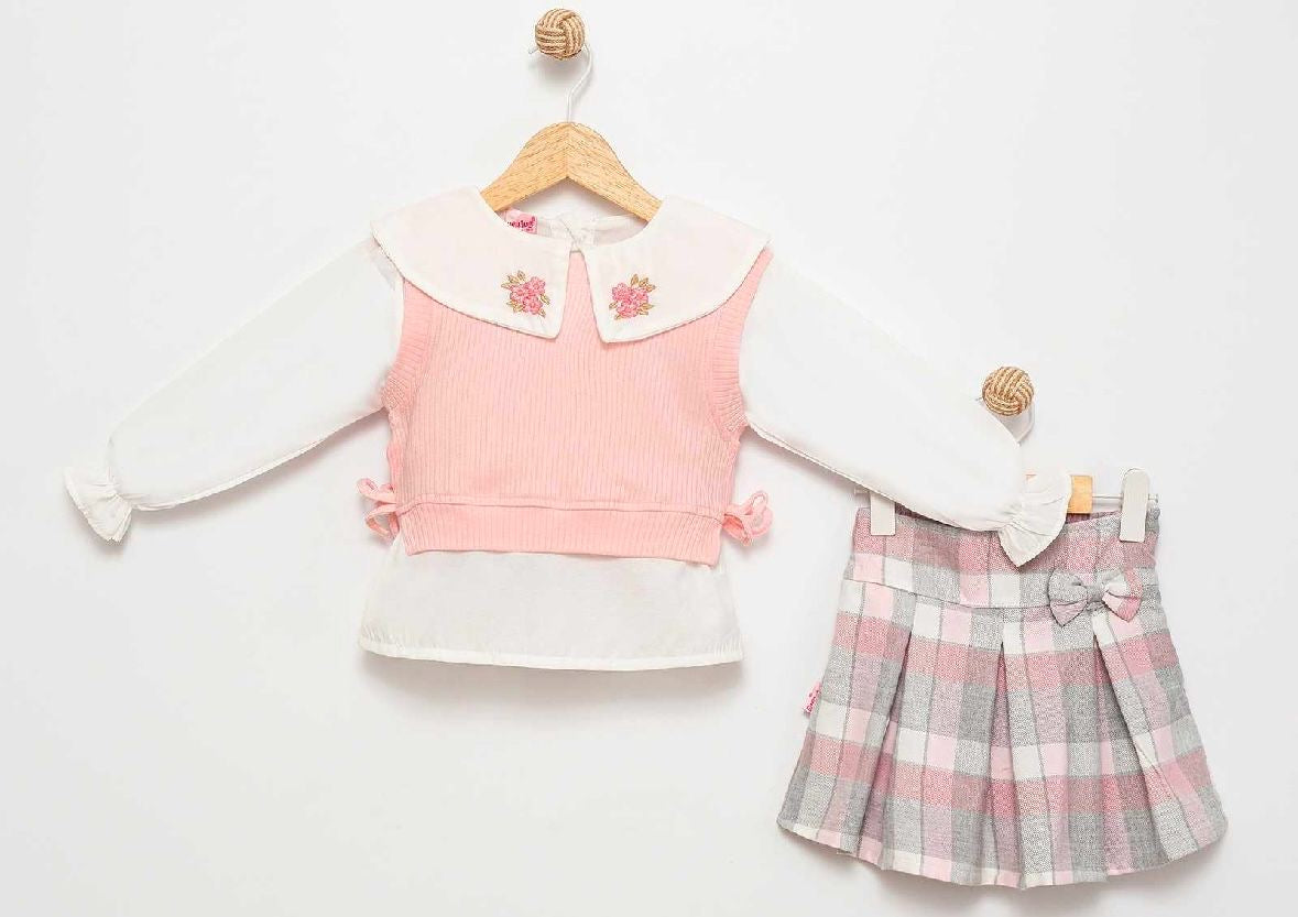 Embroidered girls set (2-3-4-5 years)